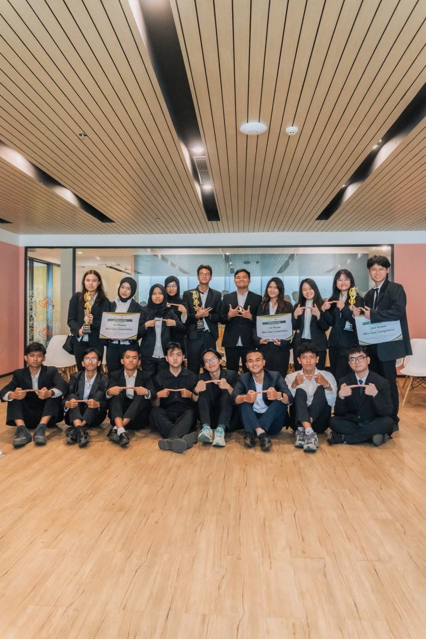 BIGC competition participants and award winners